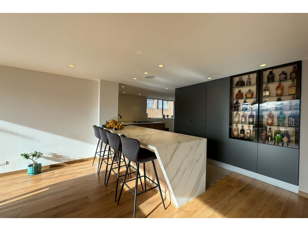 Apartamento en venta en El Refugio, Bogotá · foto 6 de 19