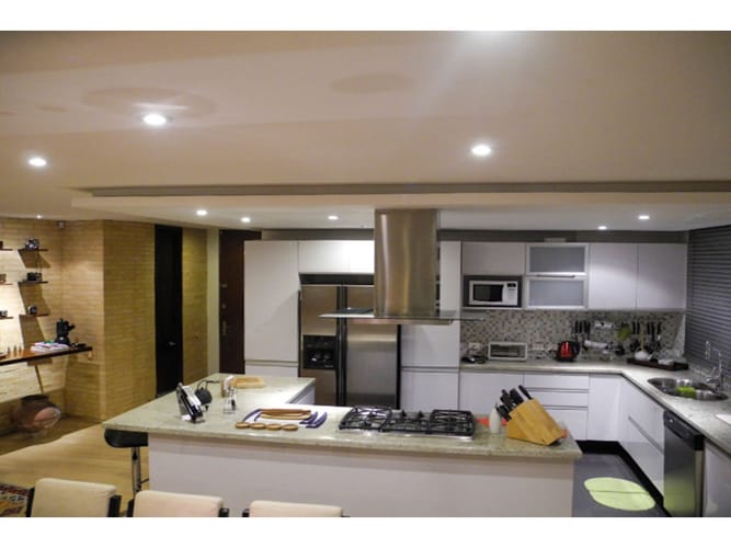 Apartamento de 1 alcoba en venta en Los Rosales, Bogotá, 193 m² · foto 5 de 10