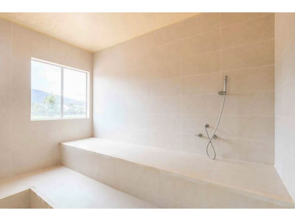 Casa en venta en Guaymaral, Bogotá · foto 9 de 24