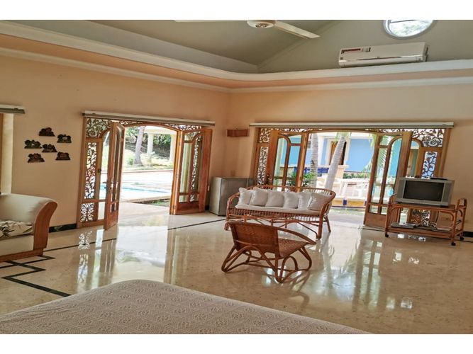 Casa de 5 alcobas en venta en Ricaurte, 450 m² · foto 21 de 24