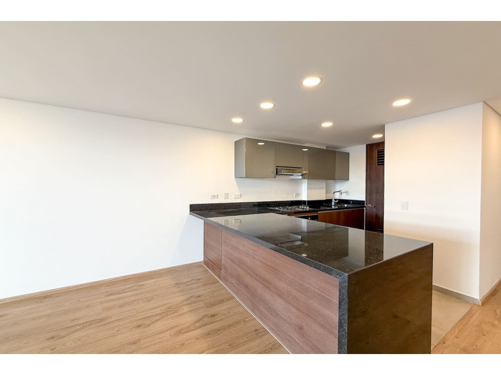Apartamento en venta en Nueva Autopista, Bogotá · foto 2 de 17