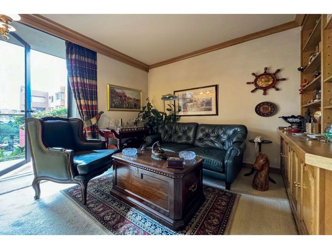 Apartamento de 3 alcobas en venta en Chico, Bogotá, 140 m² · foto 3 de 11