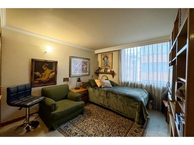 Apartamento de 3 alcobas en venta en Chico, Bogotá, 140 m² · foto 7 de 11