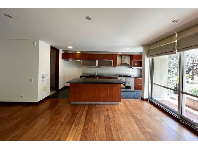 Apartamento en venta en Los Rosales, Bogotá · foto 4 de 14