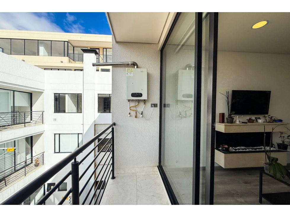 Apartamento en venta en Niza, Bogotá · foto 3 de 12