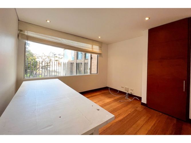 Apartamento en venta en Los Rosales, Bogotá · foto 8 de 14