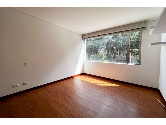 Apartamento en venta en Los Rosales, Bogotá · foto 9 de 14