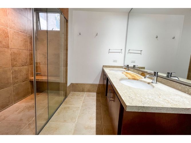 Apartamento en venta en Los Rosales, Bogotá · foto 14 de 14