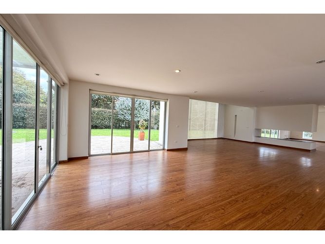 Casa de 5 alcobas en arriendo en Oro Perdido, Chía, 490 m² · foto 2 de 24