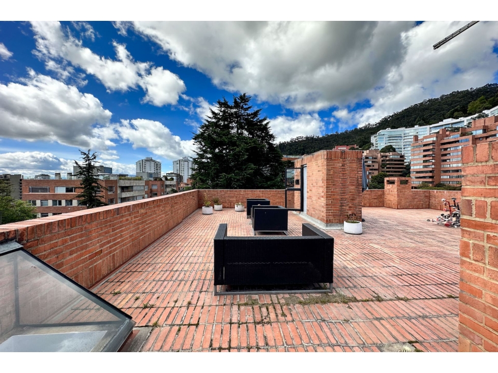 Apartamento en venta en Los Rosales, Bogotá · foto 3 de 22