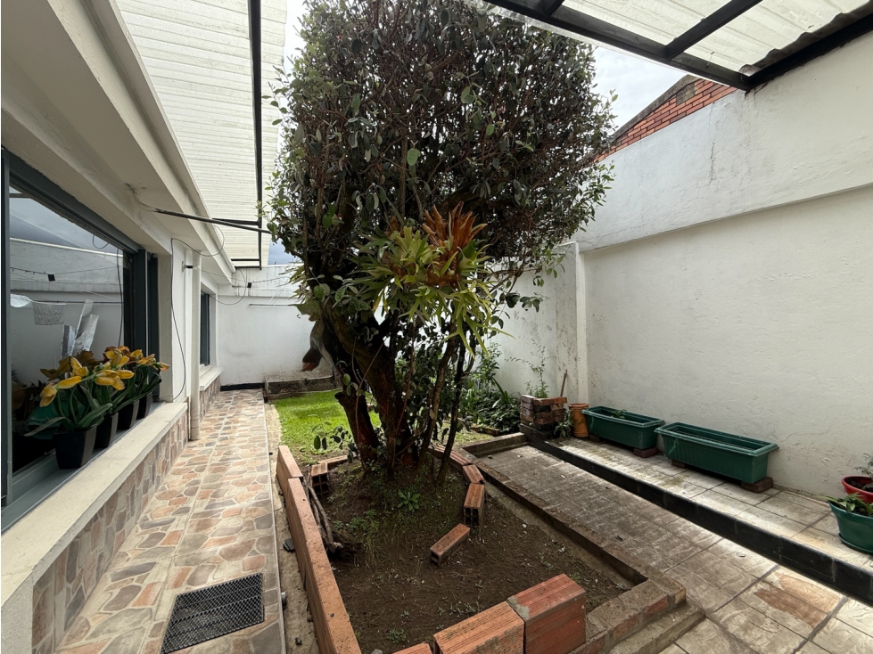 Casa en venta en Niza, Bogotá · foto 4 de 17