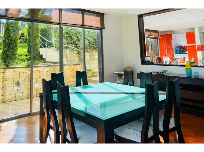 Casa de 4 alcobas en venta en Gratamira, Sopó, 535 m² · foto 8 de 20