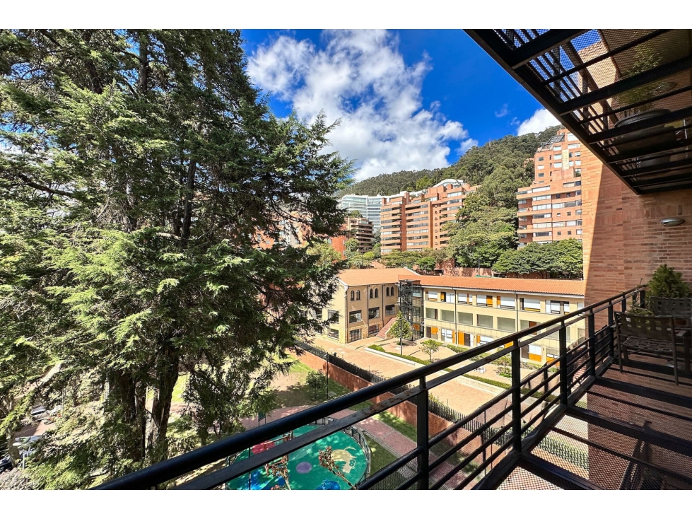 Apartamento en venta en Los Rosales, Bogotá · foto 7 de 22