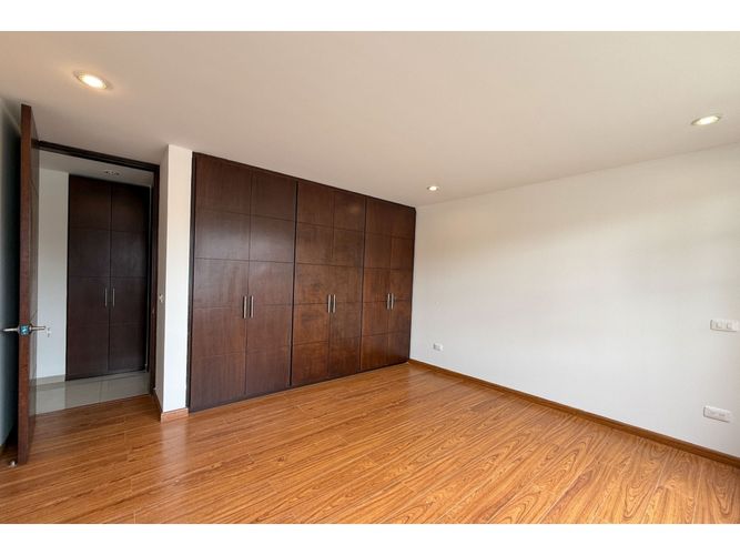 Casa de 5 alcobas en arriendo en Oro Perdido, Chía, 490 m² · foto 12 de 24