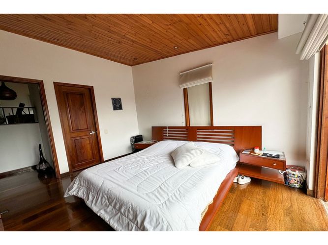 Casa de 4 alcobas en venta en Bosque De Pinos, Bogotá, 283 m² · foto 12 de 17