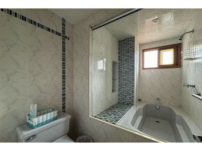 Casa de 4 alcobas en venta en Bosque De Pinos, Bogotá, 283 m² · foto 17 de 17