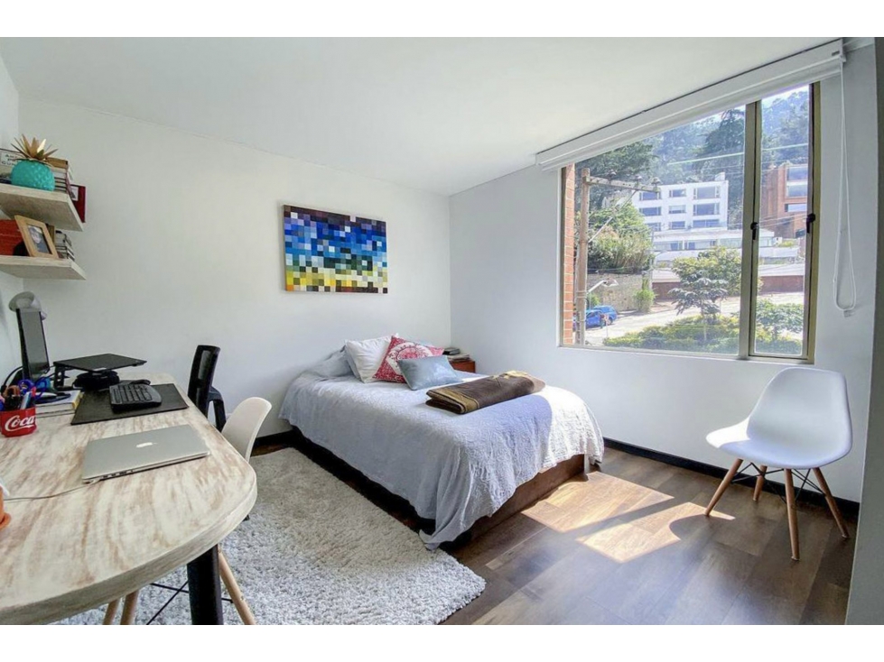 Apartamento en venta en El Refugio, Bogotá · foto 6 de 9