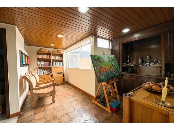 Apartamento de 3 alcobas en venta en El Retiro, Bogotá, 230 m² · foto 6 de 19