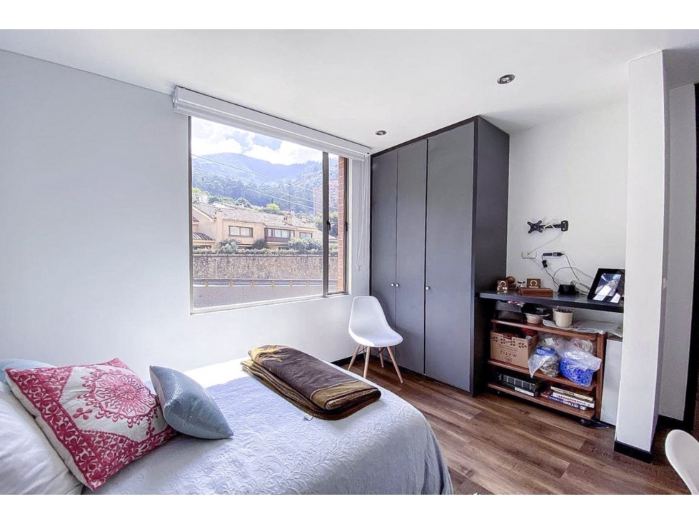 Apartamento en venta en El Refugio, Bogotá · foto 7 de 9