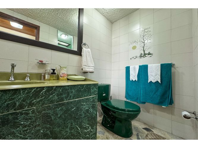 Apartamento de 3 alcobas en venta en El Retiro, Bogotá, 230 m² · foto 11 de 19
