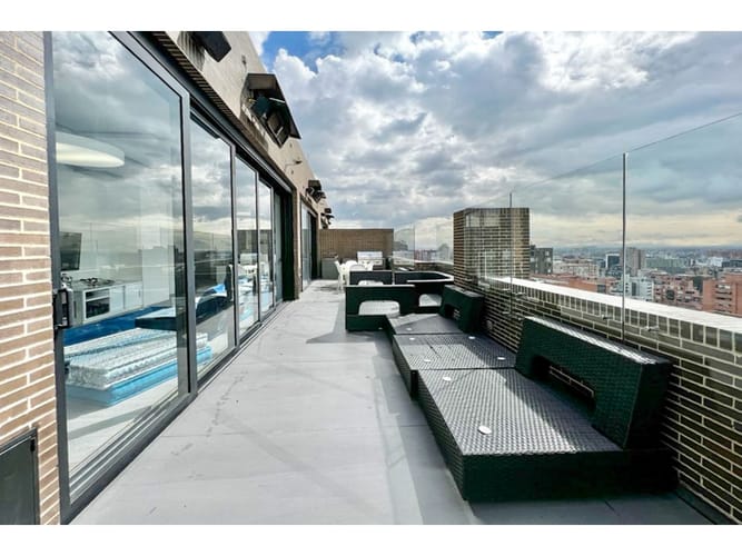 Apartamento de 5 alcobas en venta en Los Rosales, Bogotá, 350 m² · foto 3 de 24