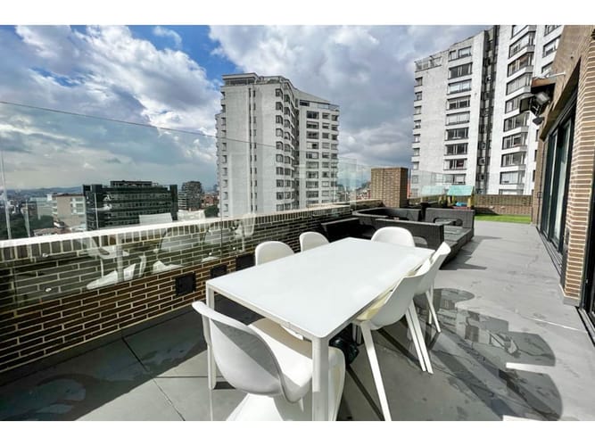 Apartamento de 5 alcobas en venta en Los Rosales, Bogotá, 350 m² · foto 4 de 24