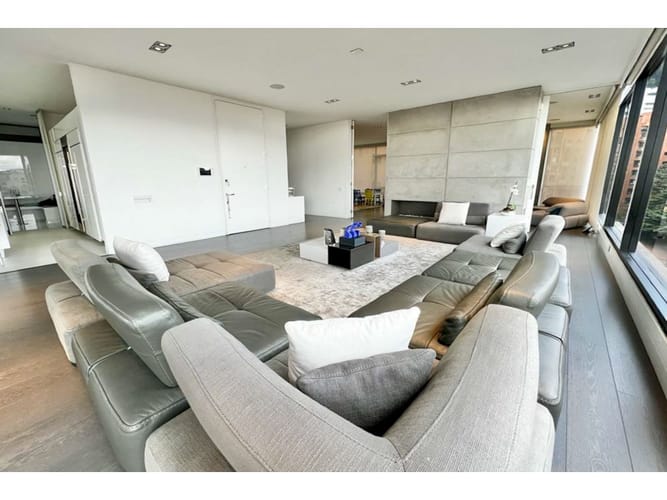 Apartamento de 5 alcobas en venta en Los Rosales, Bogotá, 350 m² · foto 5 de 24