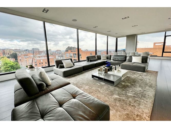 Apartamento de 5 alcobas en venta en Los Rosales, Bogotá, 350 m² · foto 8 de 24