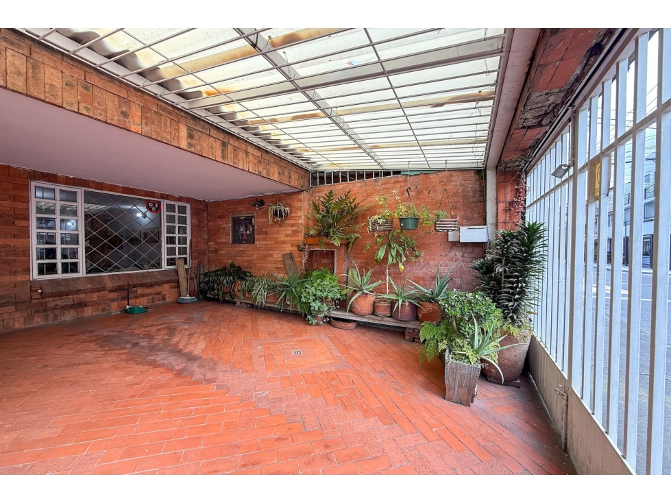 Casa en venta en Santa Ana, Bogotá · foto 3 de 16