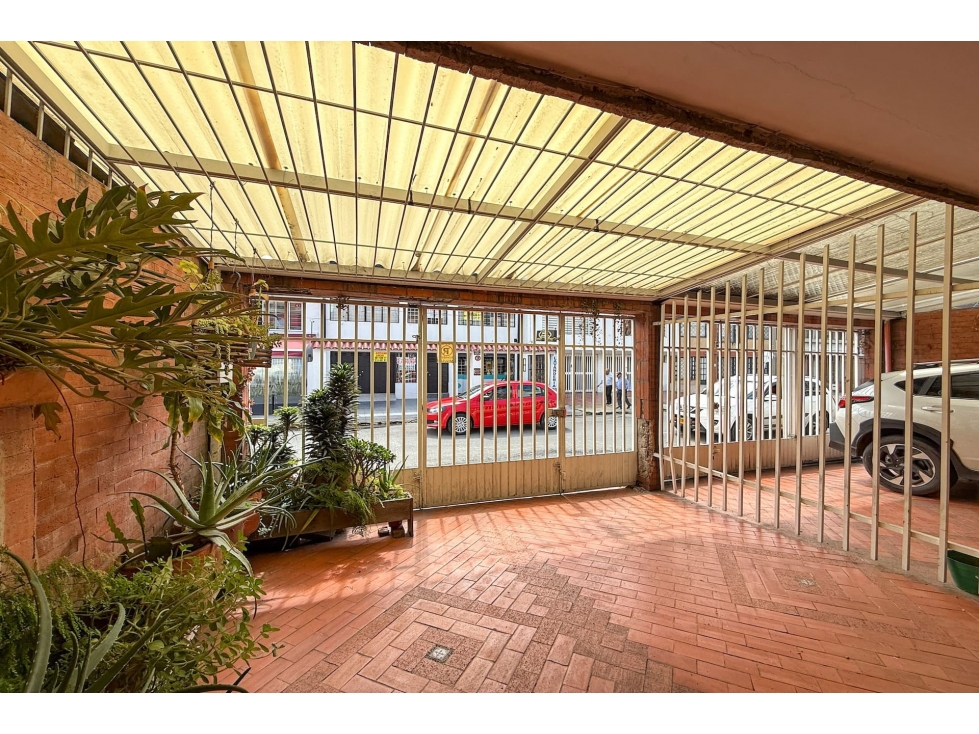 Casa en venta en Santa Ana, Bogotá · foto 4 de 16