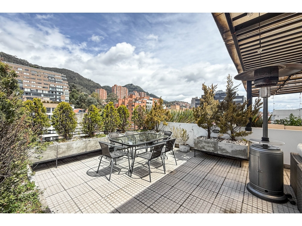 Apartamento en venta en Chapinero Alto, Bogotá · foto 2 de 14