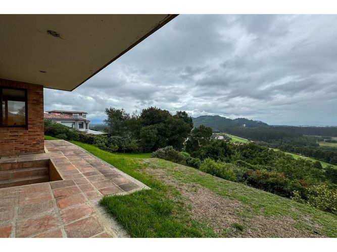 Casa de 3 alcobas en venta en Montana, Sopó, 360 m² · foto 3 de 24