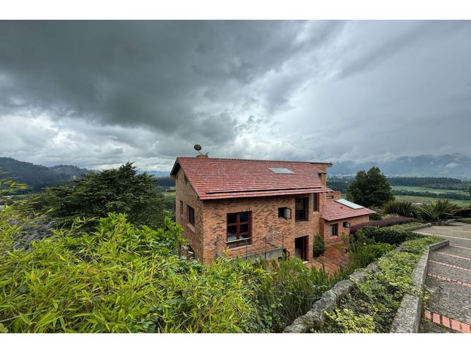 Casa de 3 alcobas en venta en Montana, Sopó, 360 m² · foto 5 de 24