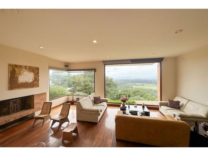 Casa de 3 alcobas en venta en Montana, Sopó, 360 m² · foto 8 de 24