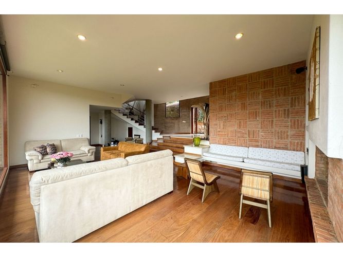 Casa de 3 alcobas en venta en Montana, Sopó, 360 m² · foto 9 de 24