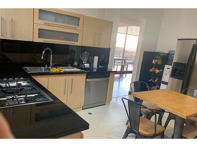 Casa de 5 alcobas en venta en Montana, Sopó, 440 m² · foto 4 de 19