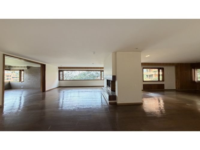 Apartamento de 3 alcobas en venta en Los Rosales, Bogotá, 359 m² · foto 4 de 24