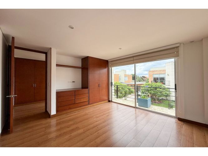Casa de 4 alcobas en venta en Fonquetá, Chía, 297 m² · foto 10 de 13