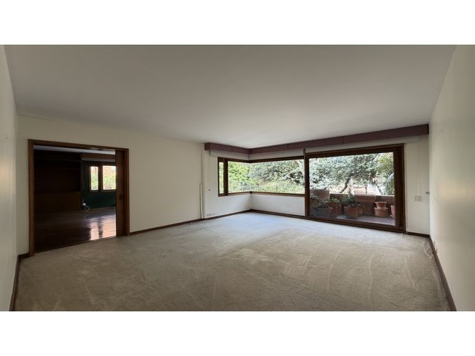 Apartamento de 3 alcobas en venta en Los Rosales, Bogotá, 359 m² · foto 18 de 24