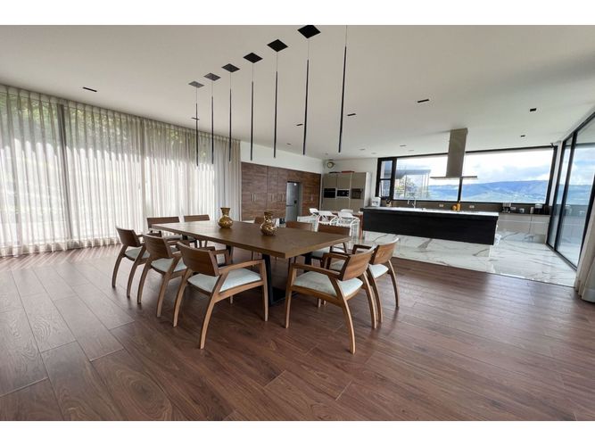 Apartamento de 4 alcobas en arriendo en Montana, Sopó, 583 m² · foto 21 de 24