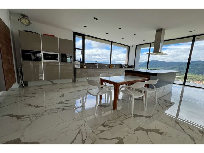 Apartamento de 4 alcobas en arriendo en Montana, Sopó, 583 m² · foto 22 de 24