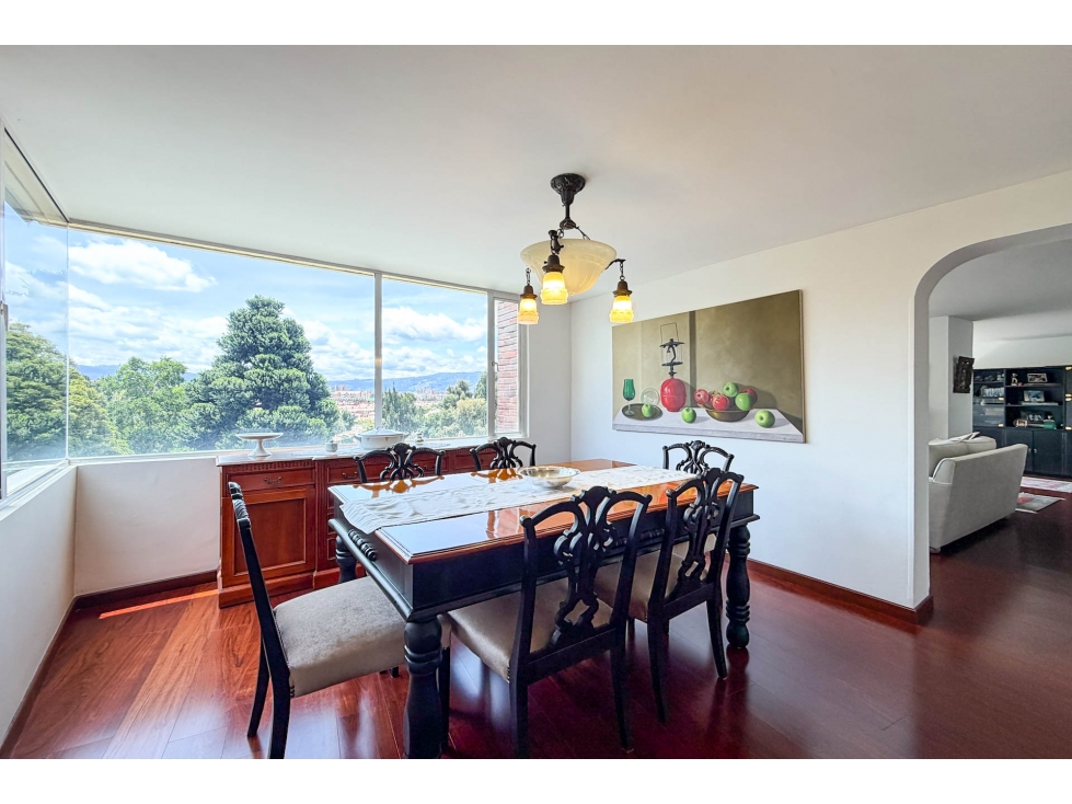 Apartamento en venta en Gratamira, Bogotá · foto 4 de 17