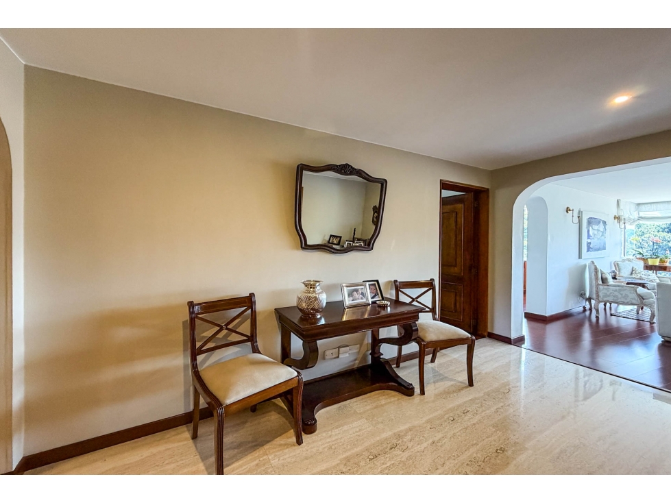 Apartamento en venta en Gratamira, Bogotá · foto 7 de 17