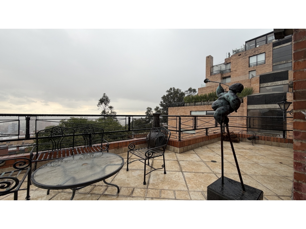 Apartamento en venta en Los Rosales, Bogotá · foto 6 de 24