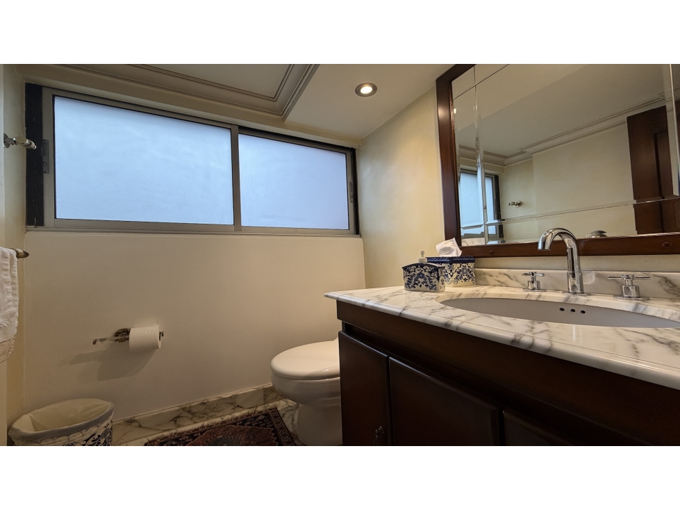 Apartamento en venta en Los Rosales, Bogotá · foto 16 de 24