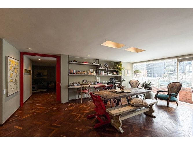 Apartamento de 3 alcobas en venta en Chico Norte, Bogotá, 200 m² · foto 4 de 22