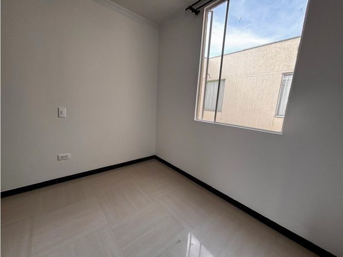 Apartamento de 3 alcobas en venta en La Uribe, Bogotá, 42 m² · foto 7 de 10