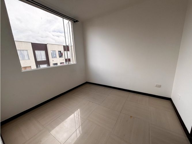 Apartamento de 3 alcobas en venta en La Uribe, Bogotá, 42 m² · foto 9 de 10