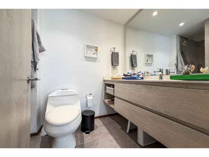 Apartamento de 3 alcobas en venta en Chico Norte, Bogotá, 200 m² · foto 22 de 22