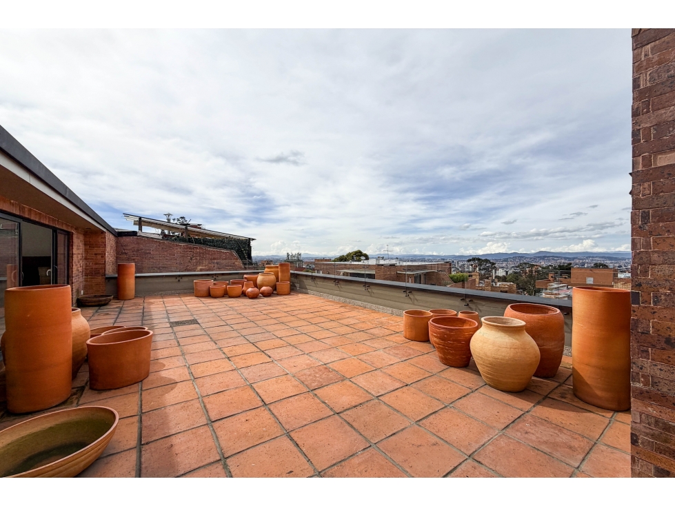 Apartamento en venta en Los Rosales, Bogotá · foto 18 de 24